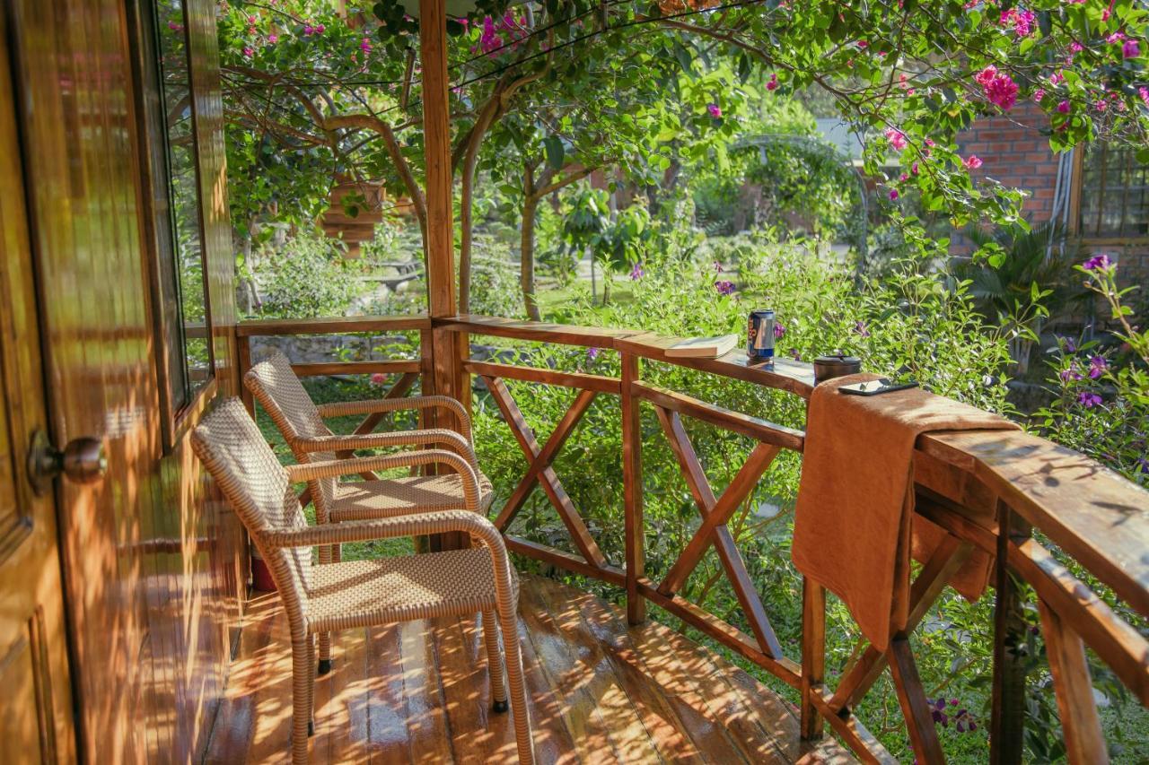 Phu Quoc Valley Sen Bungalow Room photo