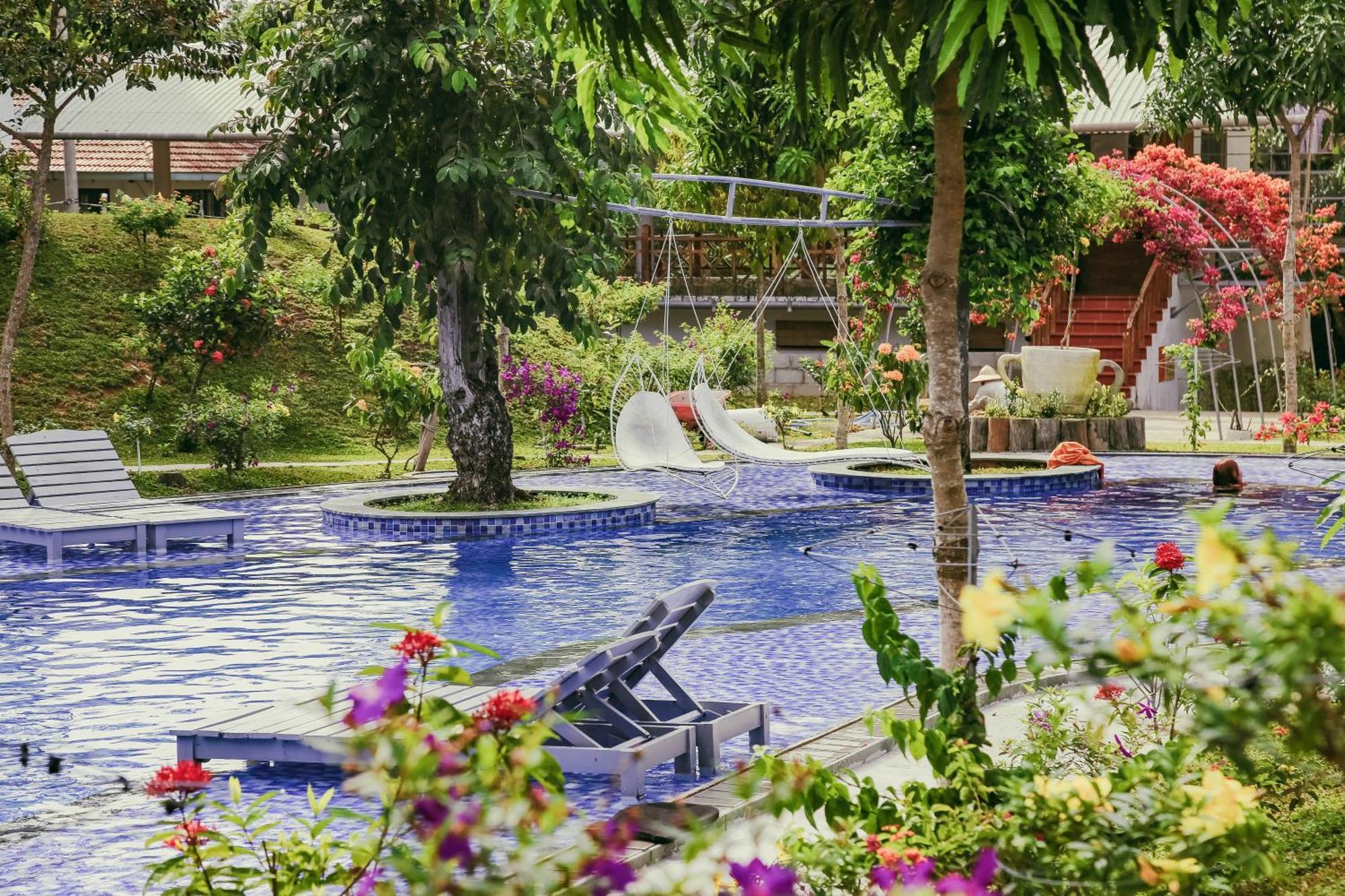 Phu Quoc Valley Sen Bungalow Exterior photo